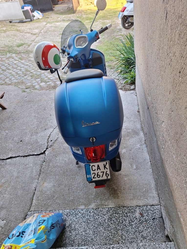 Оригинален куфар за Vespa GTS300