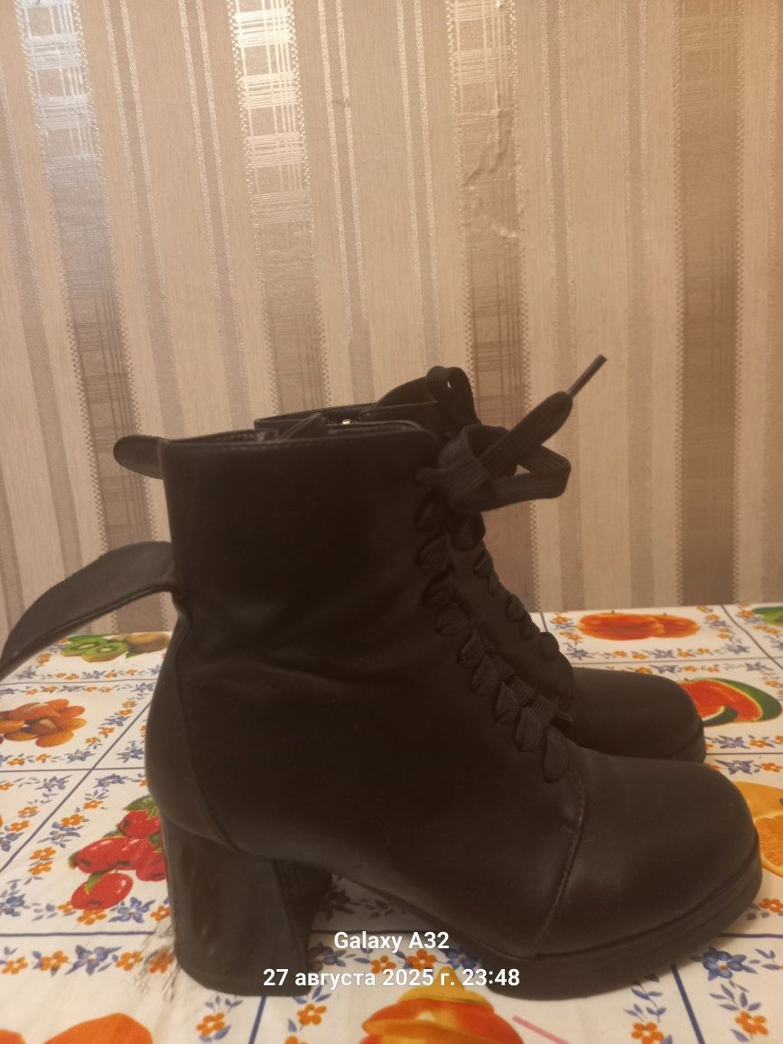 Срочно продам ботинки из натуральной кожи, сезон весна, осень, р-р 36.