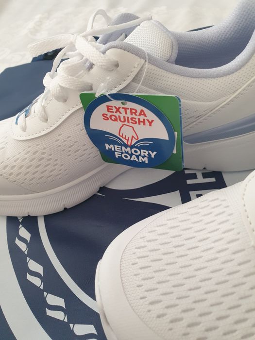 Skechers женские кроссовки