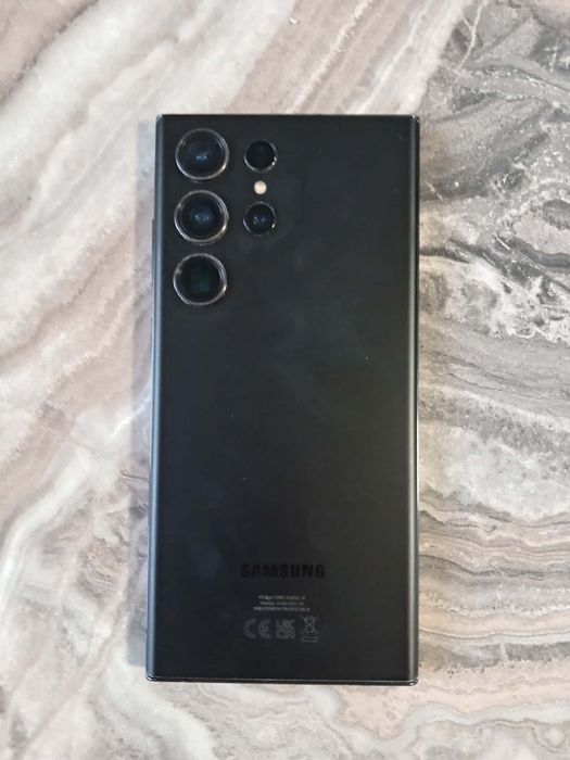 Vănd/Schimb S23 Ultra 256 GB arata ca nou