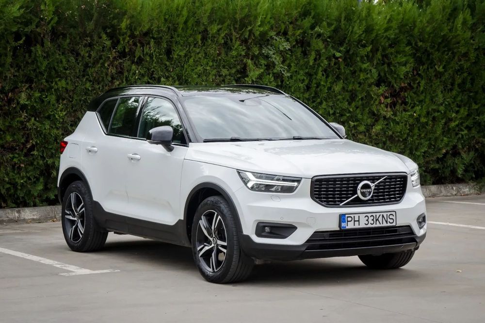 Volvo XC 40 Volvo XC40 D4 AWD R-Design 187.000 km, an 06/2019