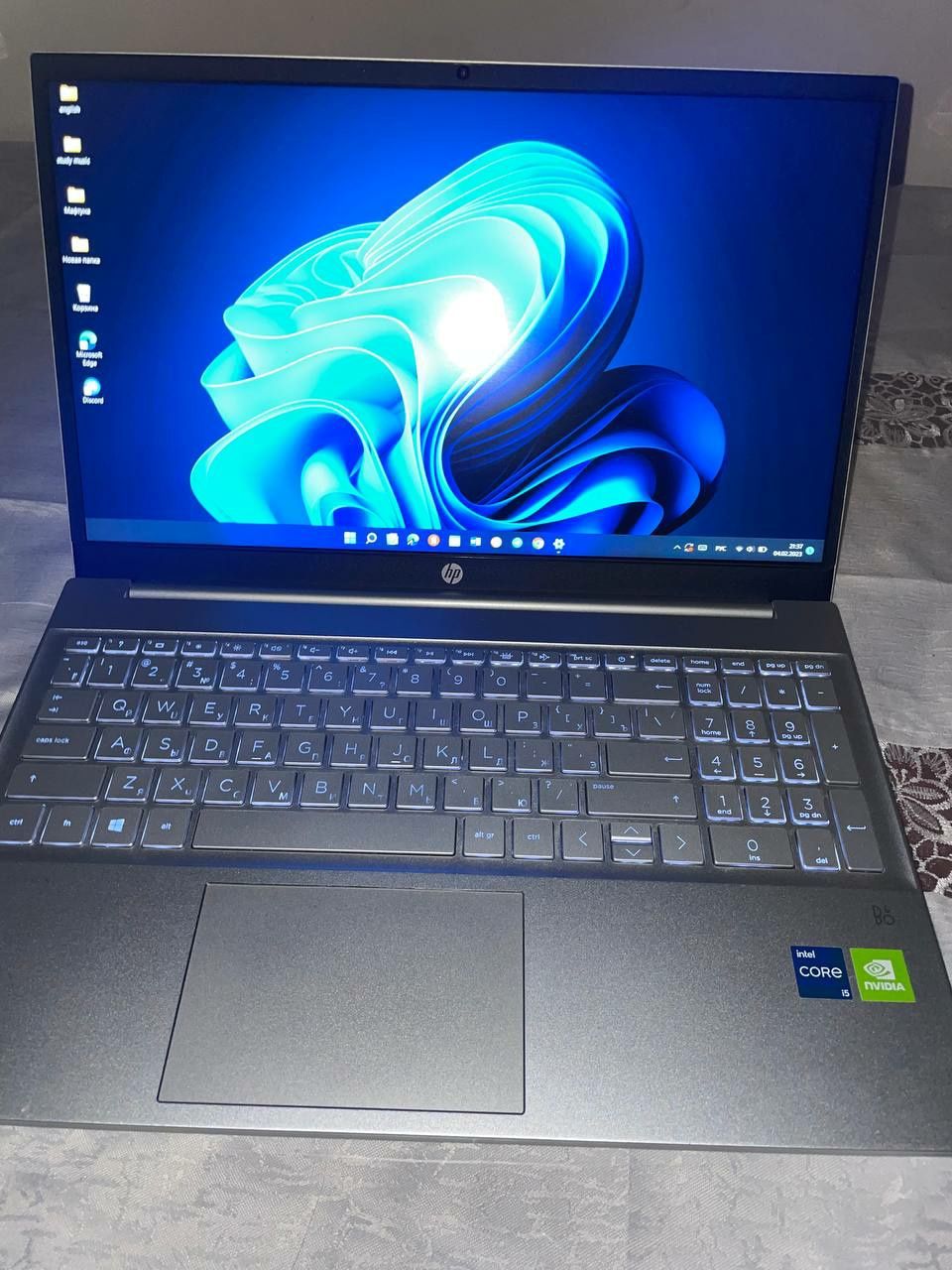 HP Pavilion Laptop 15-eg0xxx Sotiladi Srochno