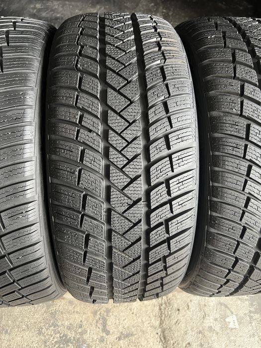 4 anvelope de iarna 245/40/18+225/45/18 Vredestein!