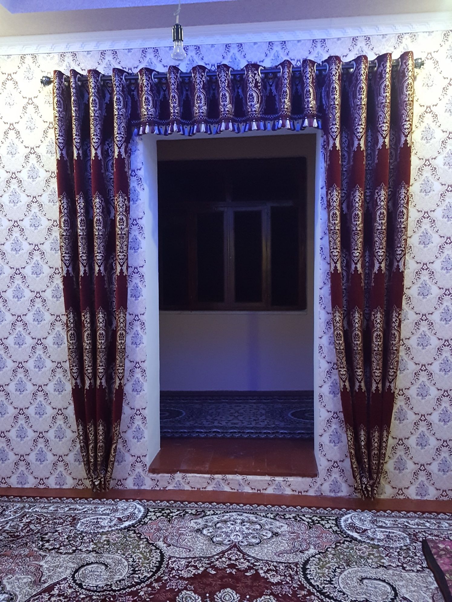 Srochna uy sotiladi  3 etajli dom 2 qavat da joylashgan ORINTER 24 ATC