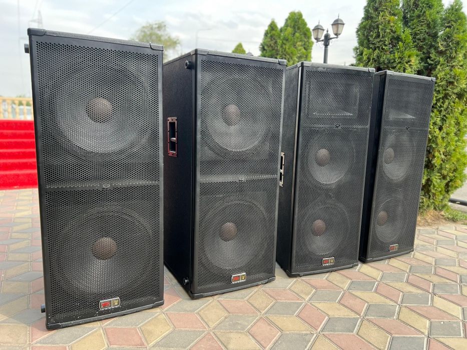 Фирменная музыкальная аппаратура PEAVEY
