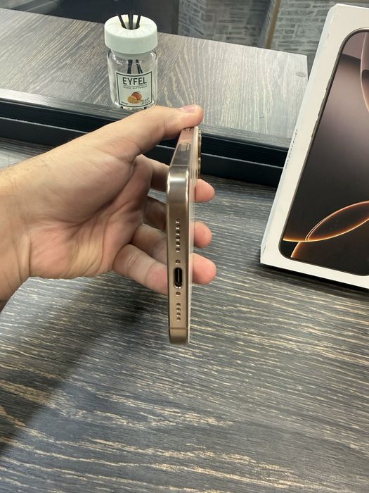 MrsAmanet: iphone 16 pro max 1TB