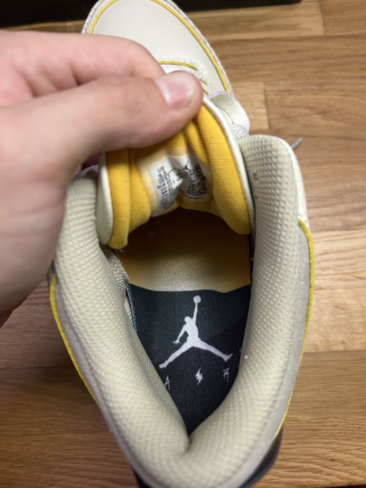 Jordan 3 J Balvin