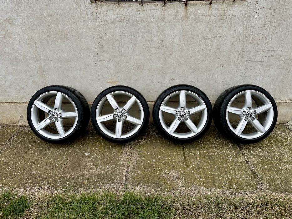 Set jante original Audi pe 18' , anvelope 225/40/18 dot 2021