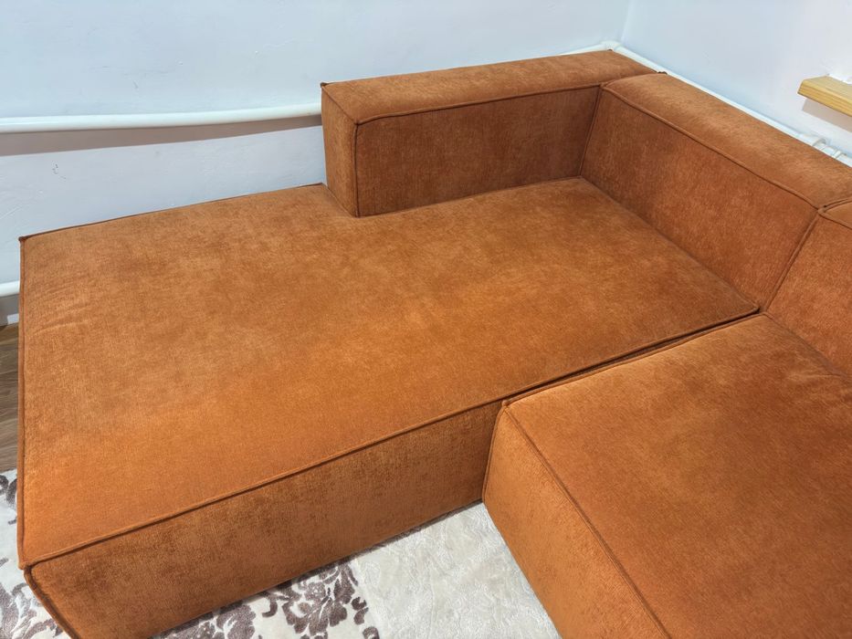 Угловой диван в идеальном состоянии