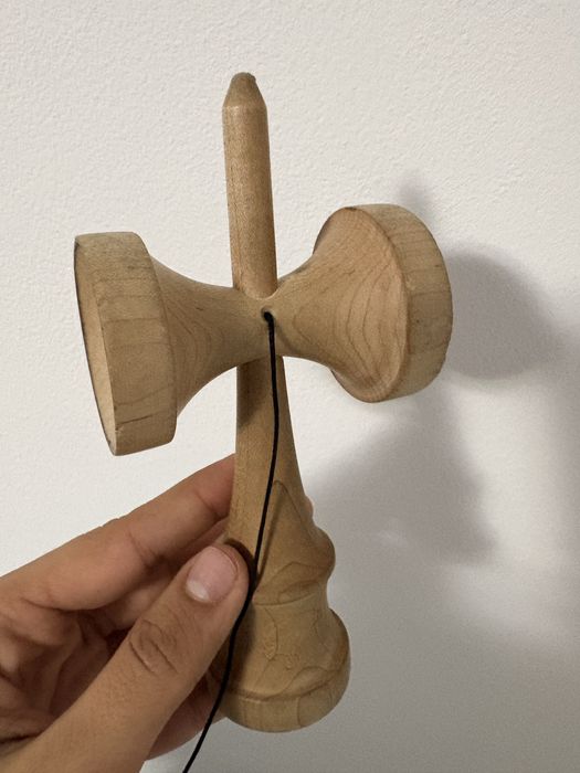 kendama cu tama lui miguel si ken broken shape