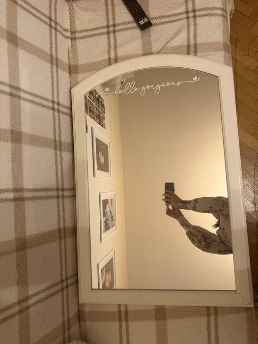 Oglindă 60/90 cm; mesajul se poate dezlipi