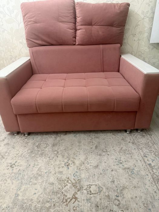 Продается раскладной диван
