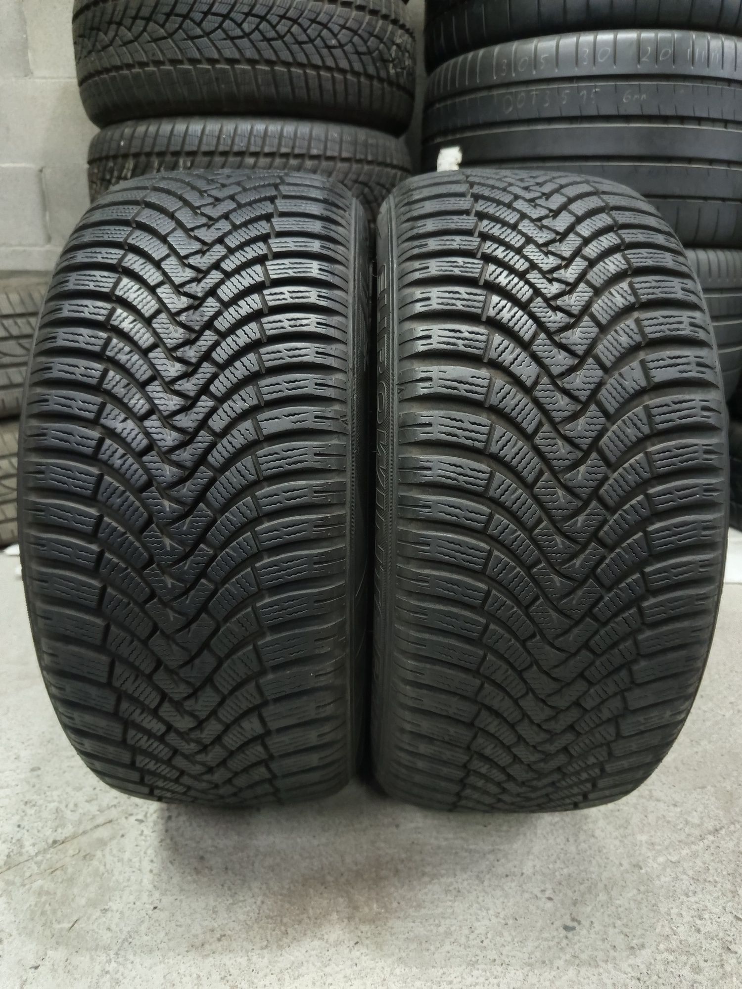 Falken 245/45/18-2бр 8.0мм