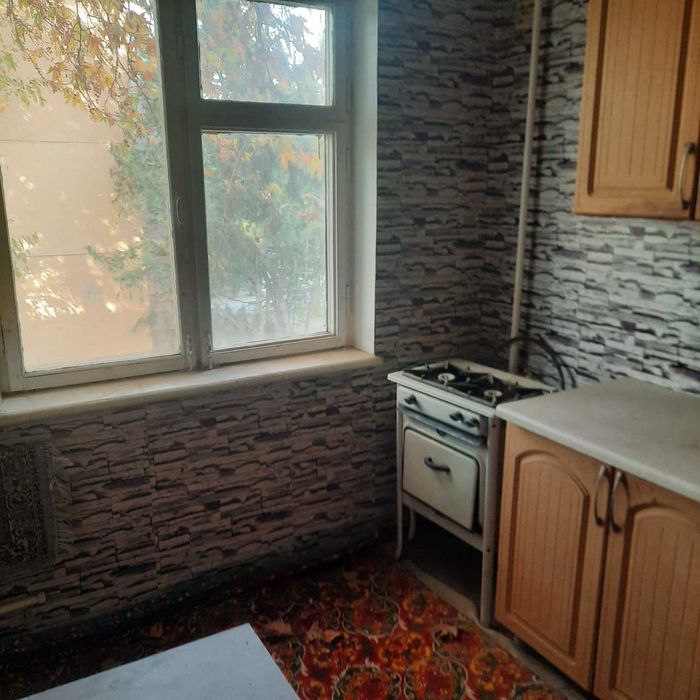 Фрунзиский Техномарт 1 хонали квартира ижарага берилади. ID: 1505