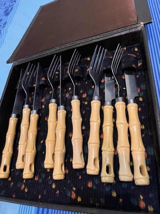 Набор Вилок  и ножей 12 шт, инкрусиированы под бамбук