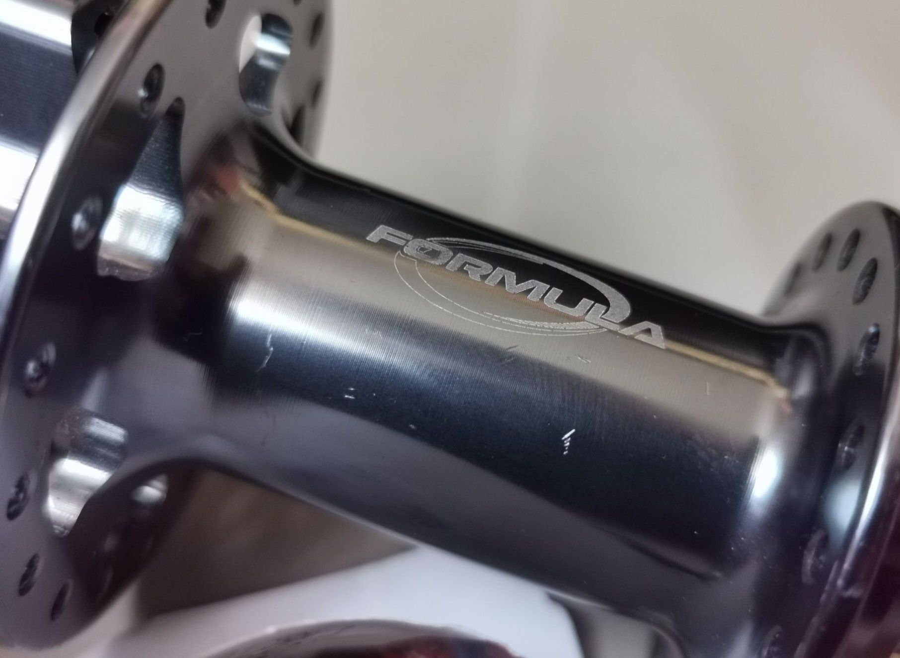 Нова предна главина 9 x 100mm Formula DC94 36H