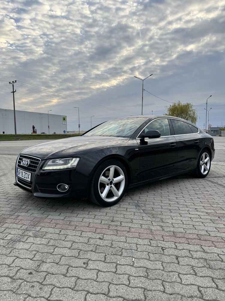 AUDI A5 S-LINE, cutie automată, motor 2.0, 143 CP, carte service