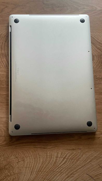 Macbook 15 Pro, 2019, 8-Core i9 2.3 GHz, 16 GB, 500 GB, touchbar