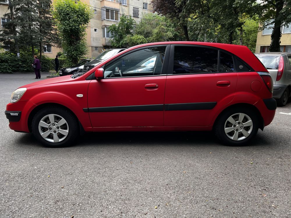 Vand Kia Rio 1,5 crdi, 2006