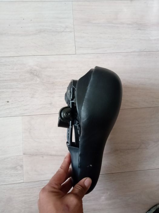 Продам хорошую сидушку