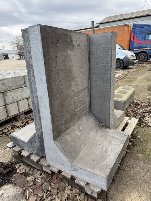 Bloc de beton tip L