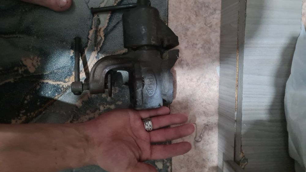 Продам тиски СССР