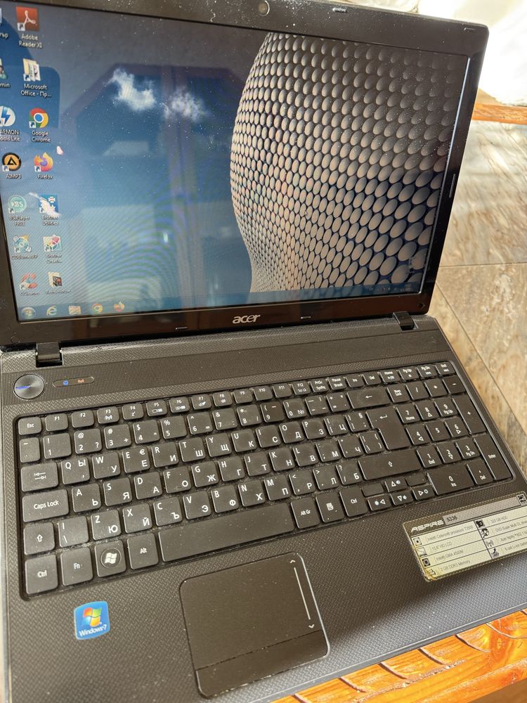 Лаптопи 2 бр. Asus/Aser