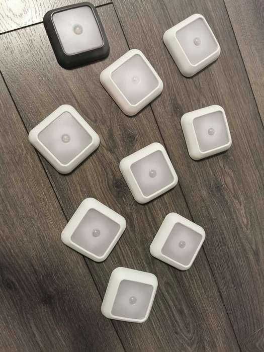 Lumini LED pentru scari sau perete, cu senzor de miscare (pe baterii)