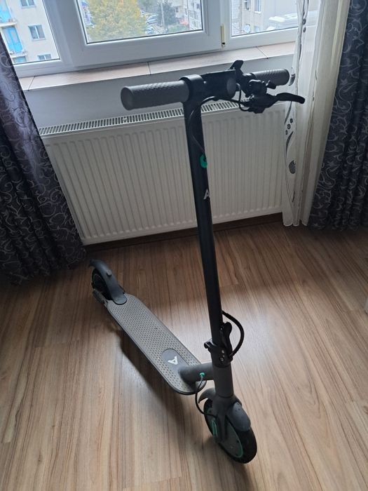 Vând trotinetă  electrică