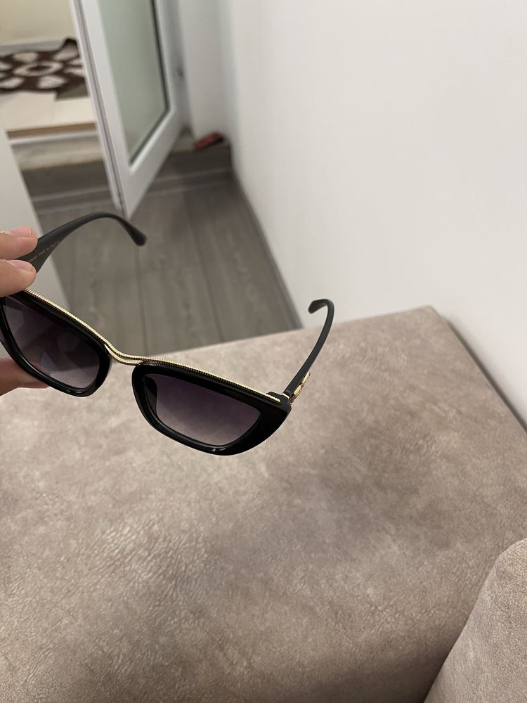 Ochelari de soare dolce gabbana noi