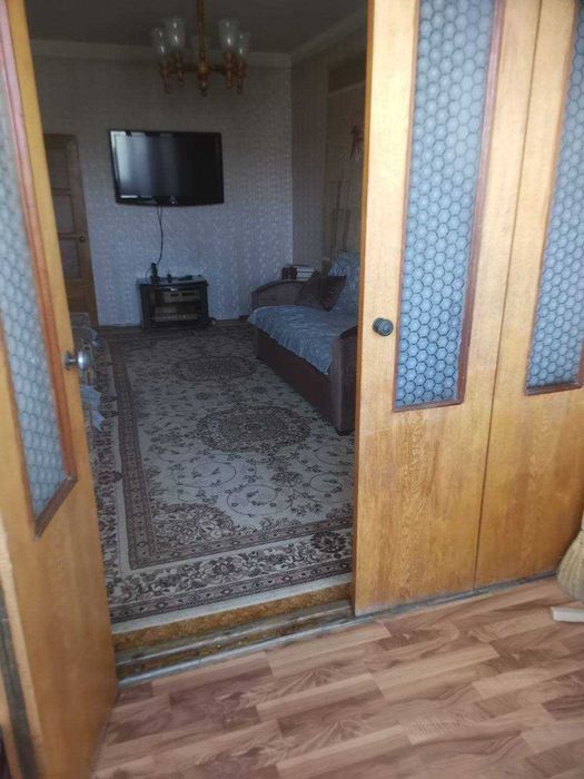 Юнусабад 14 
Петушок , метро Туркистан 
2/4/4