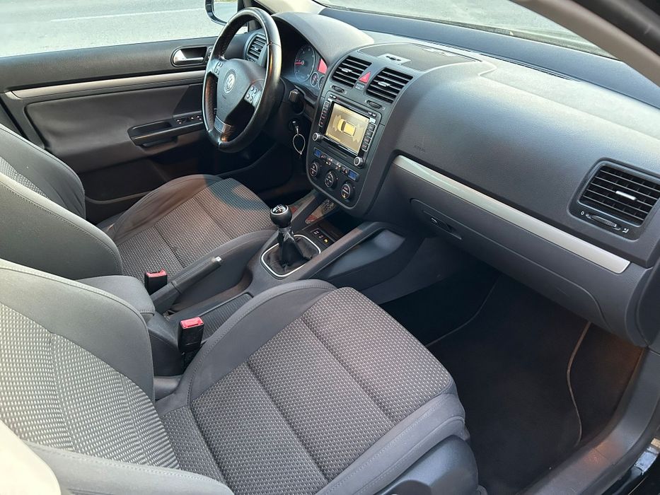 Vw Golf V SportLine Panoramic, 2009, 2.0 TDI, Carte Service, multe dot