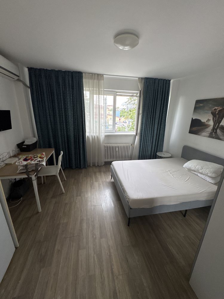 Garsoniera/ studio la Piata Victoriei ocazie rara