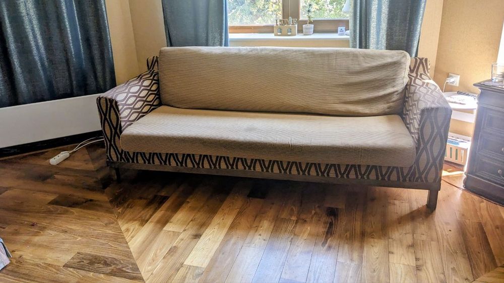 Диван за хол, с четири места