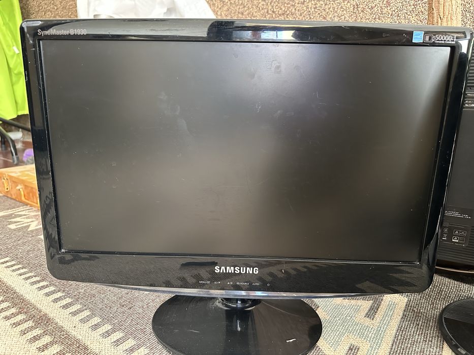 Компьютерные мониторы разного вида