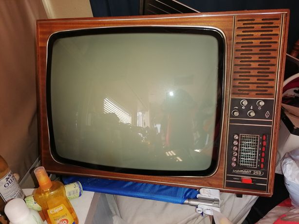 TV retro funcțional Diamant 253 (1980)