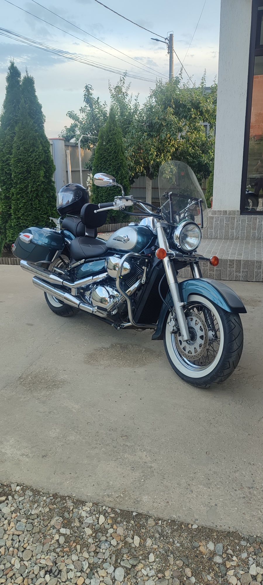 Suzuki volusia  800