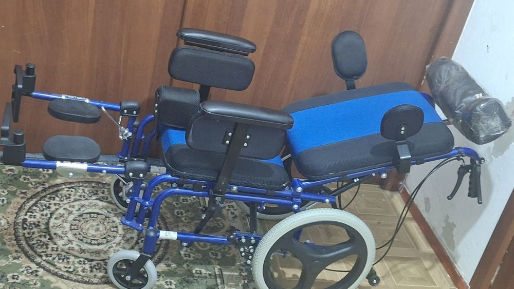 Инвалидная коляска