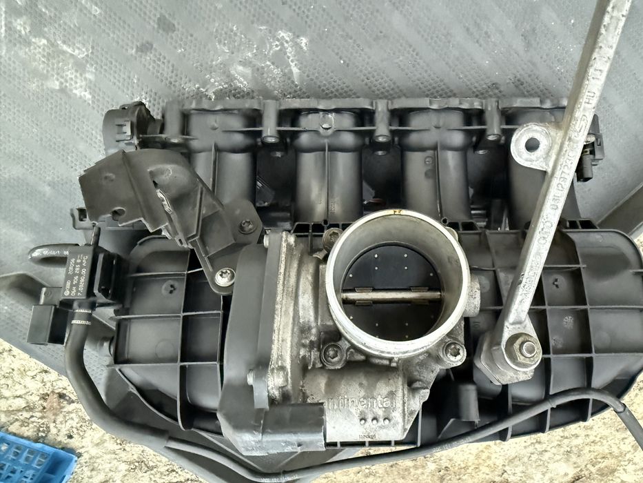 Galerie admisie audi a4 b8.5 1.8tfsi 06E103697L