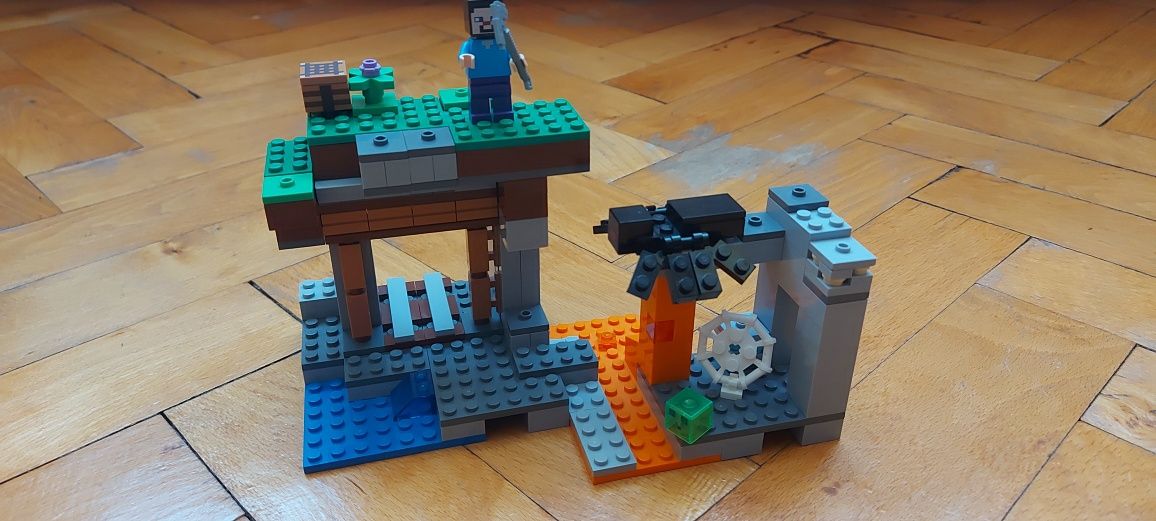 Lego minecraft seturile 21166 și 21178