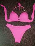 Vând costum de baie și sutien costum de baie noi !