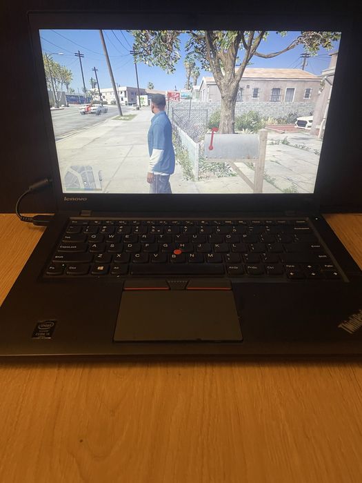 Laptop i5 gta v schimb cu diverse.