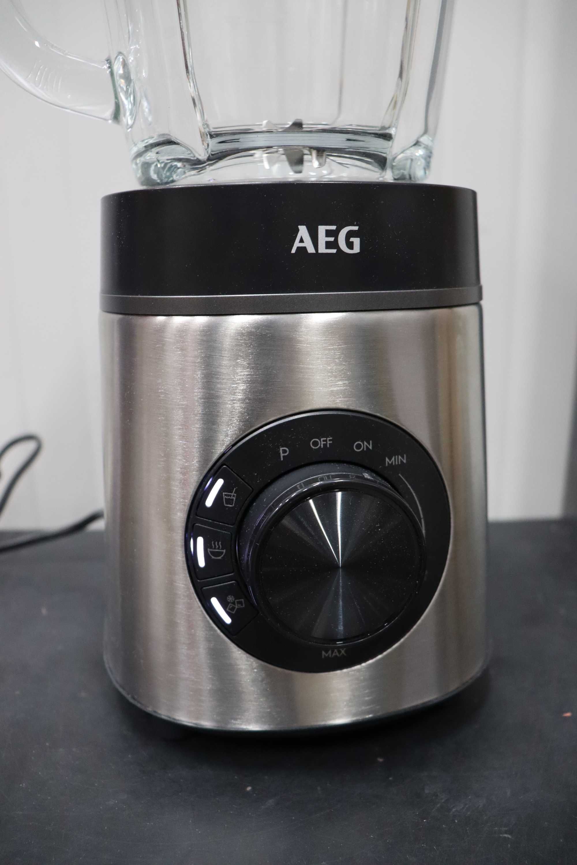 Блендер AEG TB6-1-6ST 3 програми,6 остриета 1400W 1,75L Стъклена кана