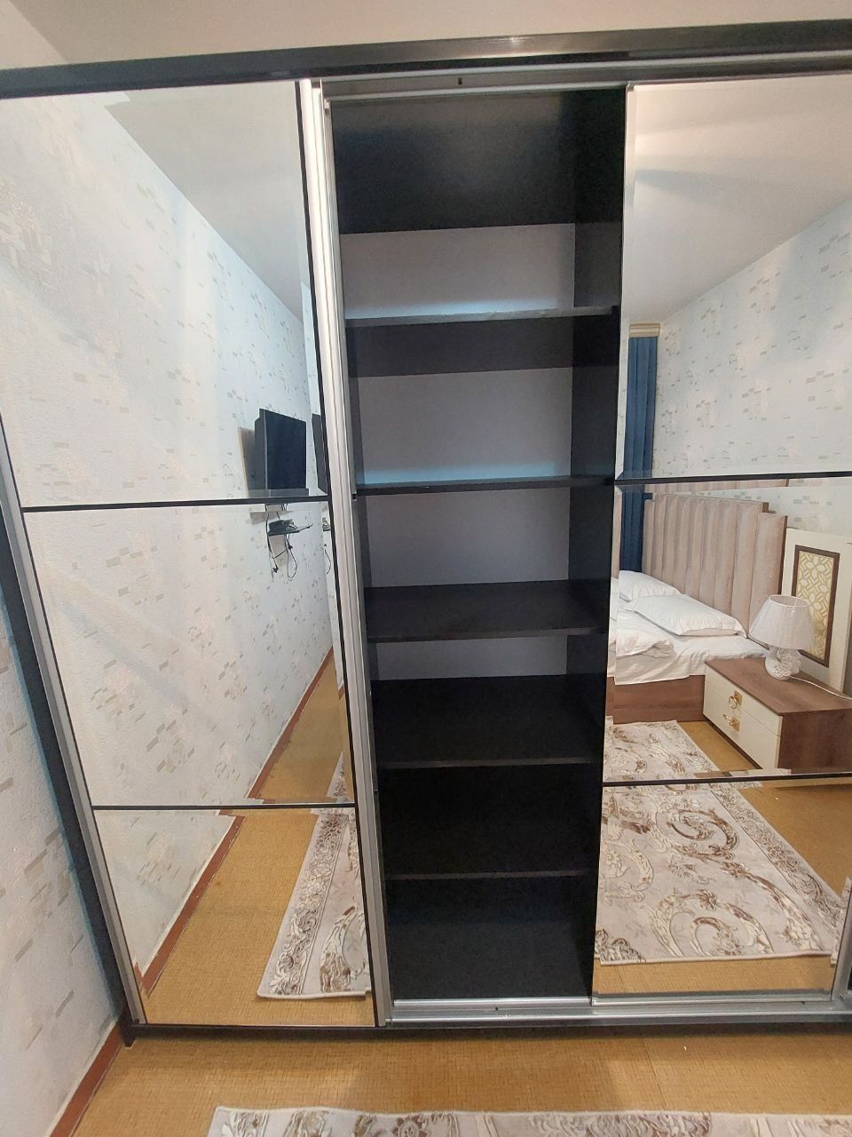 Navoiy shahrida 2 xonali kvartira ijaraga beriladi!