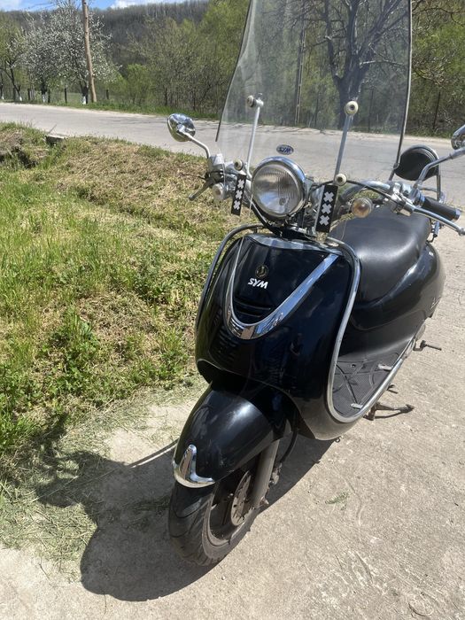 Vand scutere Aprilia si SYM