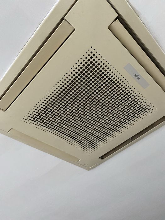 Климатик  Fujitsu