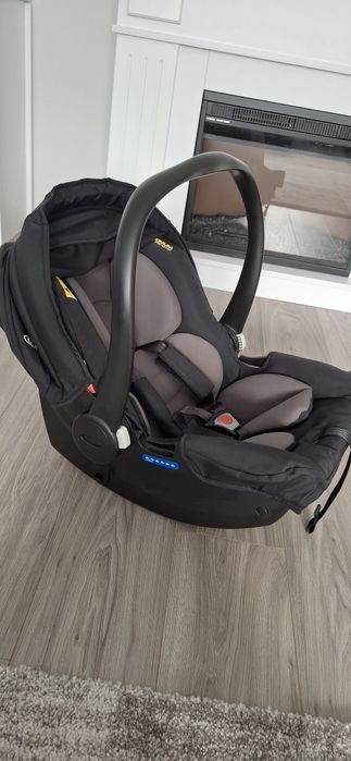 Scoica auto Graco Snugessentials