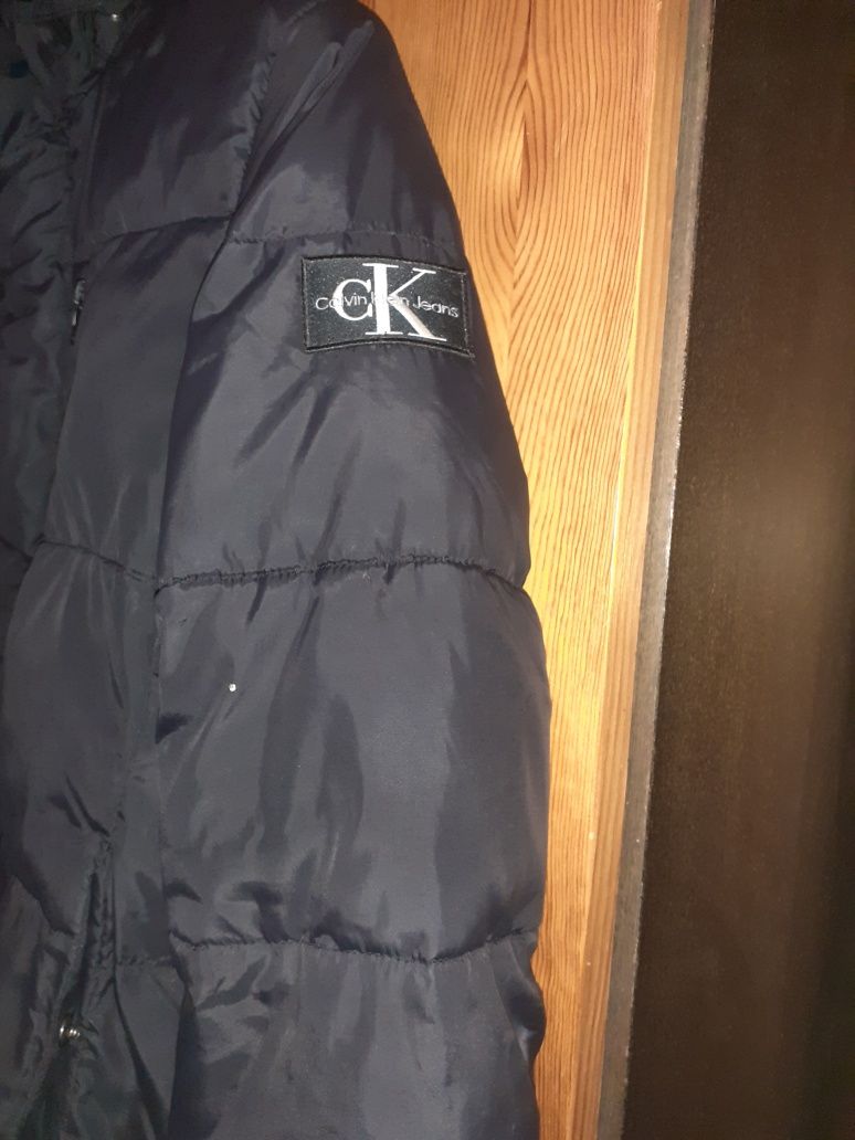 Зимно яке оригинално на марката Calvin Clain Jeans за момче на 14г.