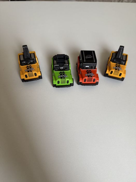 Набор машинок road 4x4 ( 4 машинки)