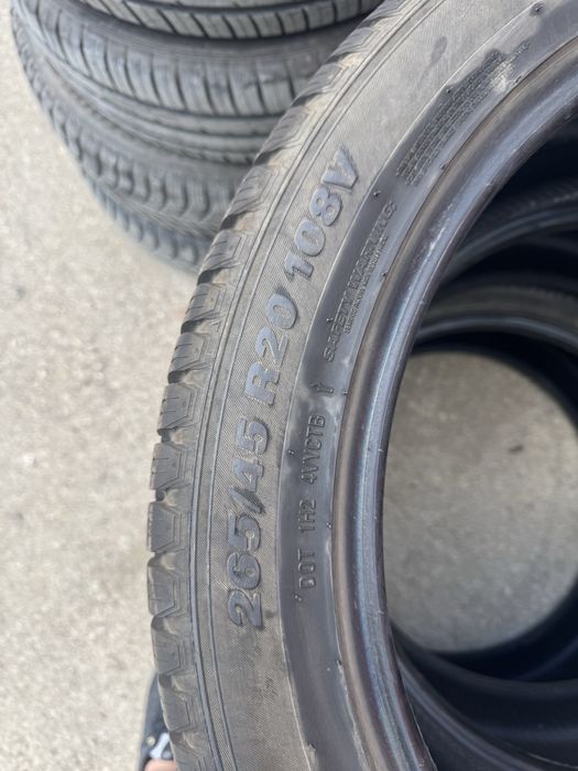 Зимни гуми 265/45/20